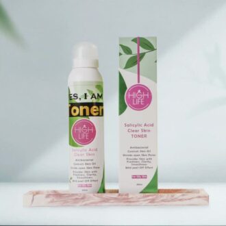 تونر پوست چرب هایلایف